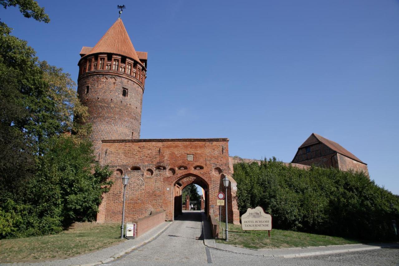 Ringhotel Schloss Tangermuende Tangermünde Exterior foto