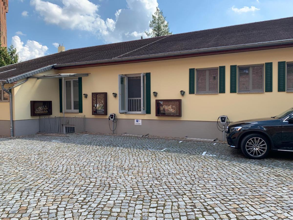Ringhotel Schloss Tangermuende Tangermünde Exterior foto